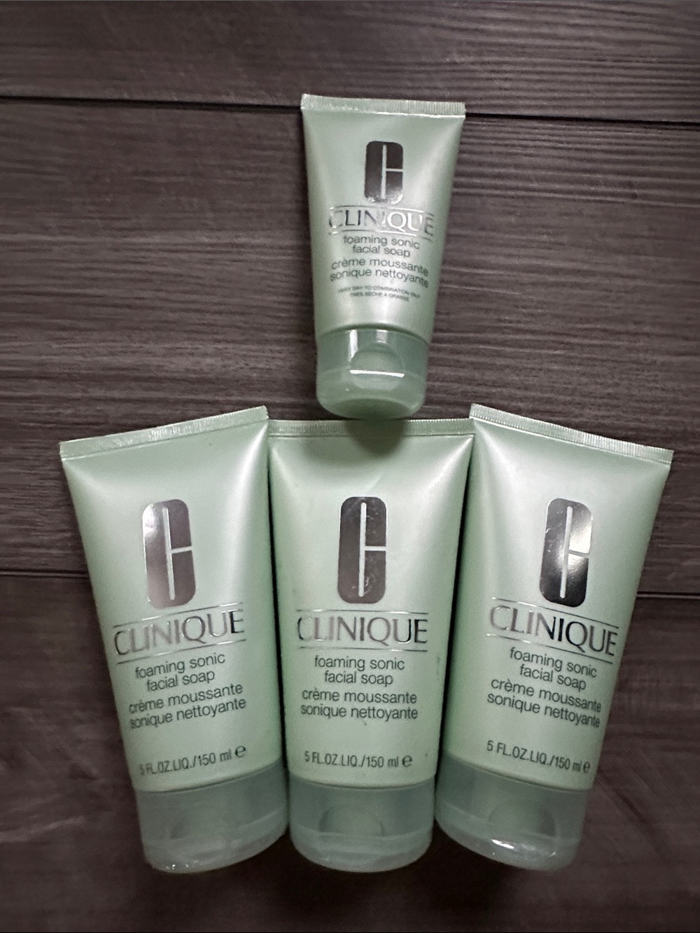 Clinique Light Green Foaming Sonic Facial Cleanser
